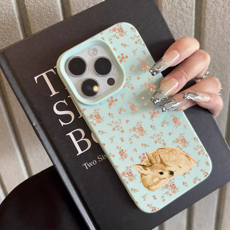 Cute Deer Full Floral Pattern  - Phone Cases Cute Iphone 13 recension och pris